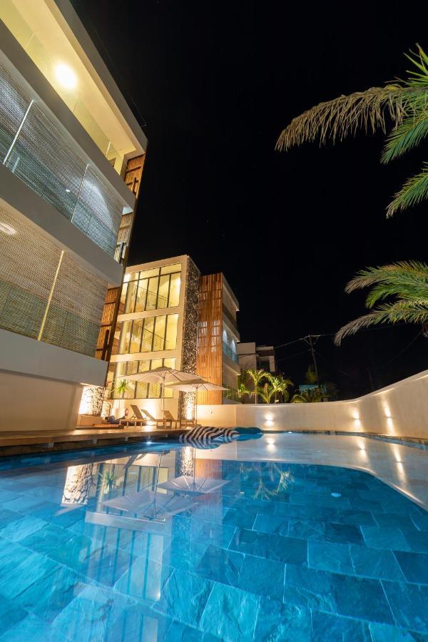 One Bay Residence - Apartment 2 - Apartment In Pereybere Pereybere Beach Buitenkant foto