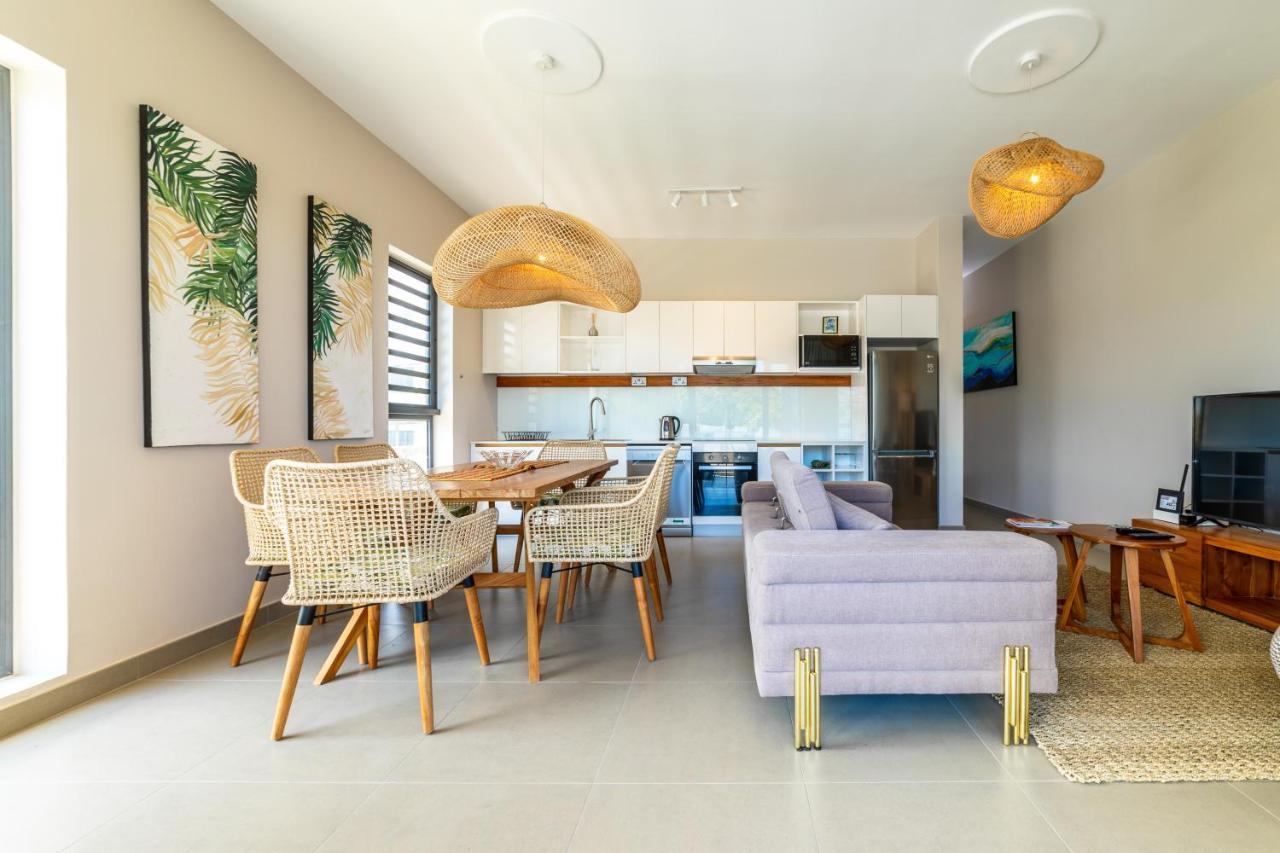 One Bay Residence - Apartment 2 - Apartment In Pereybere Pereybere Beach Buitenkant foto