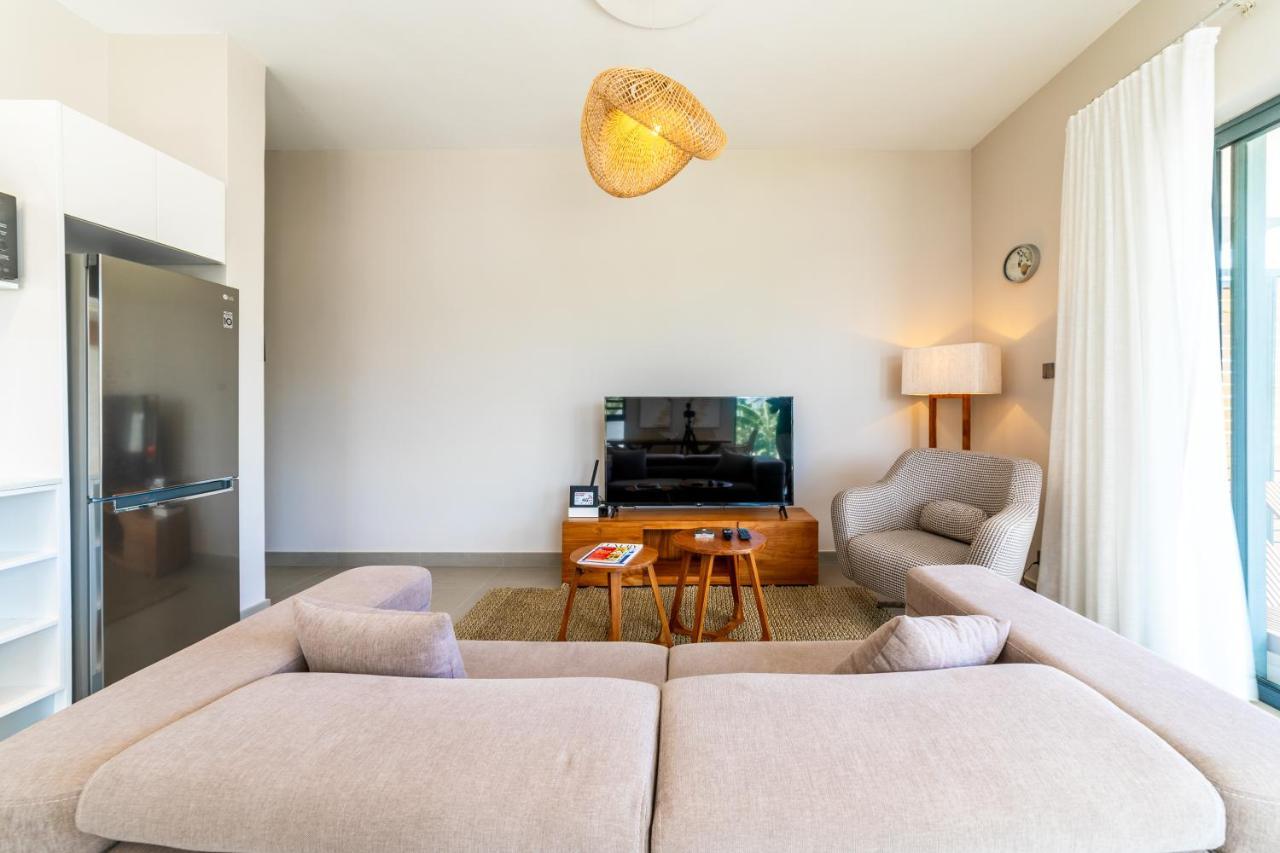 One Bay Residence - Apartment 2 - Apartment In Pereybere Pereybere Beach Buitenkant foto
