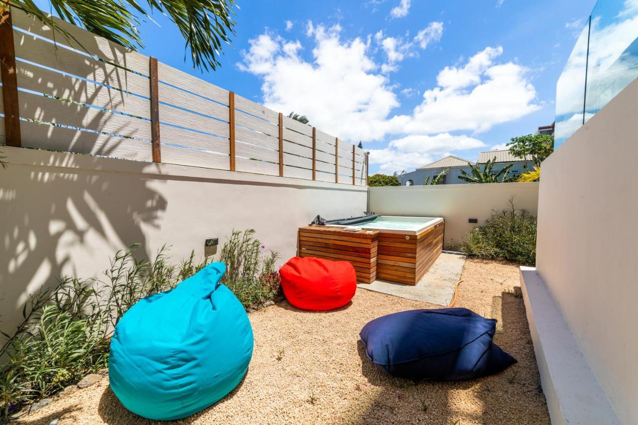 One Bay Residence - Apartment 2 - Apartment In Pereybere Pereybere Beach Buitenkant foto